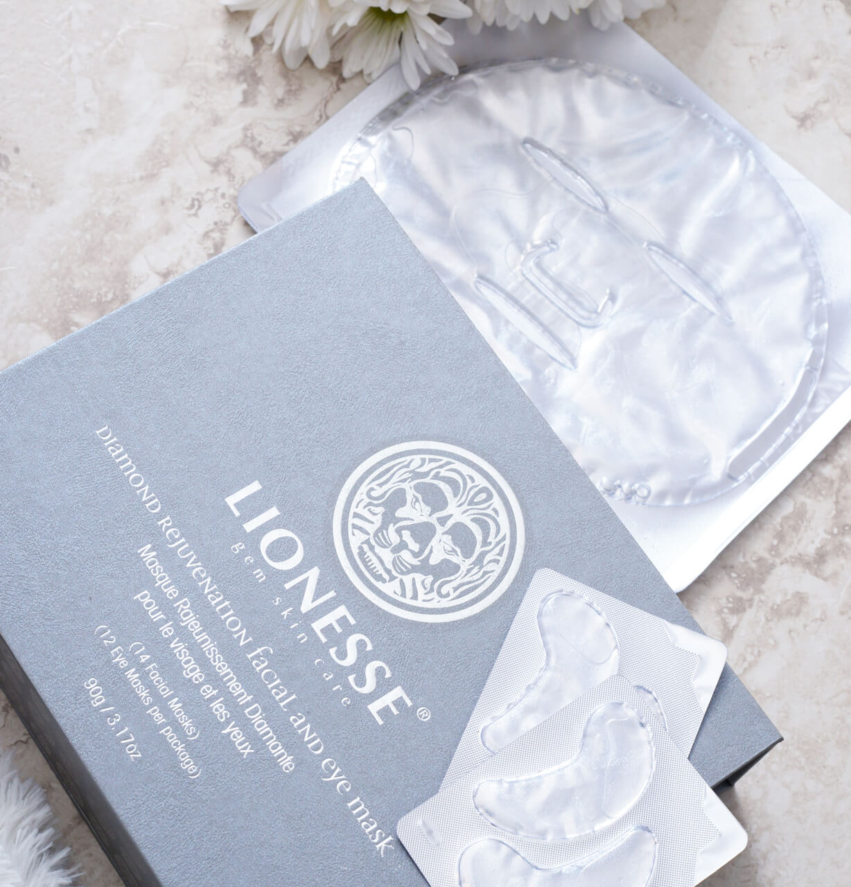 Lionesse face mask