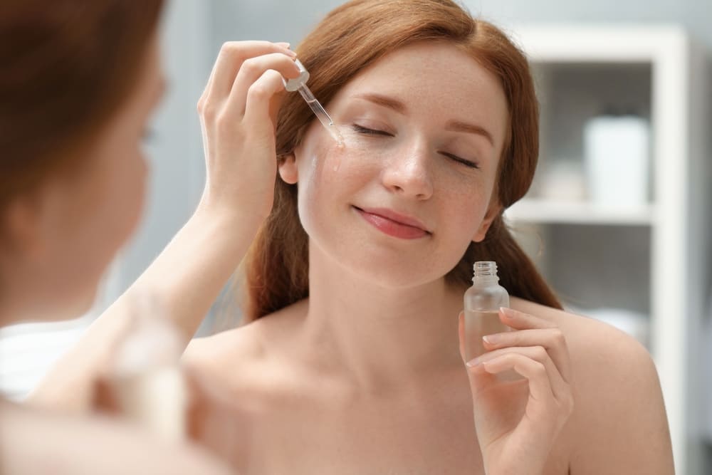 The 5 Best Hydrating Ingredients to Look For in Serums