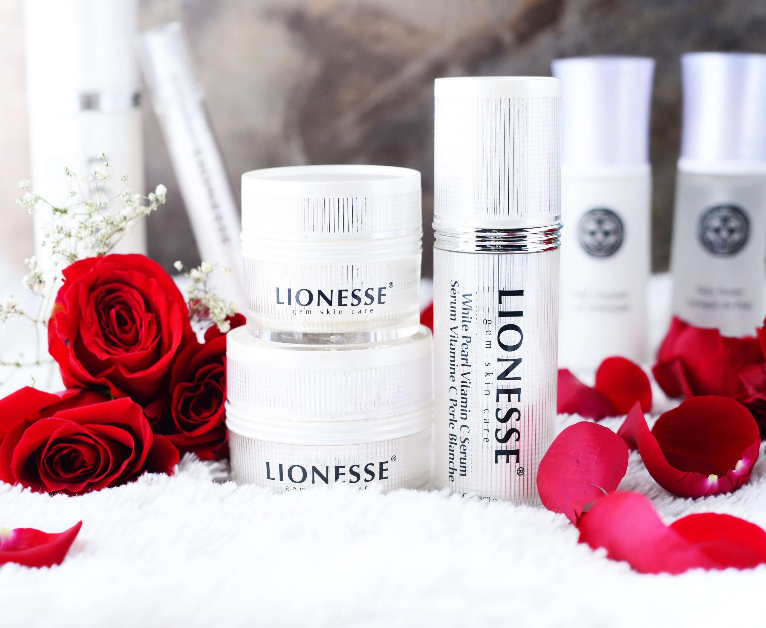 lionesse white pearl collection