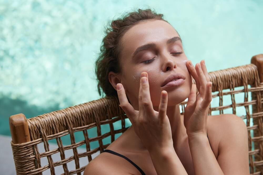Beat the Heat: Best Skincare Products for Hot, Humid Days